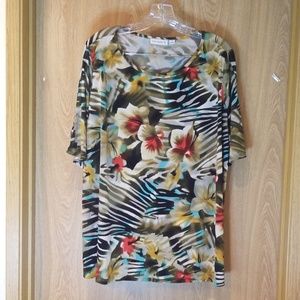 Susan Graver tiger/floral print top